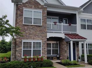 55 Barley Ln, Patchogue, NY 11772