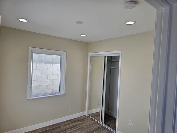 5th image of 16919 S New Hampshire Ave #D