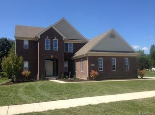 1177 Lancaster St, Lapeer, MI 48446