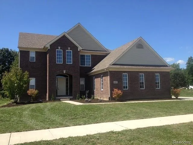1177 Lancaster St photo 1