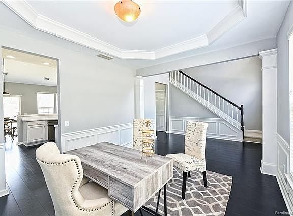 4th image of 8620 Dennington Grove Ln