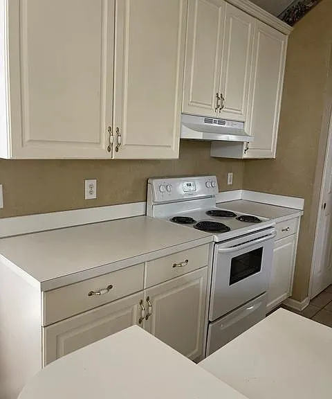 855 Autumn Ridge Rd — Photo 12