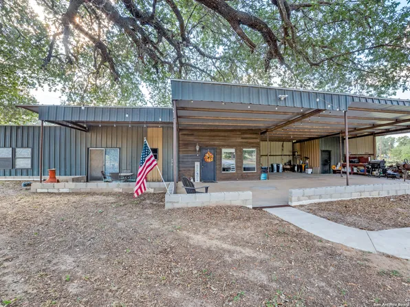 150 S Fisher Ln, Poteet, TX 78065