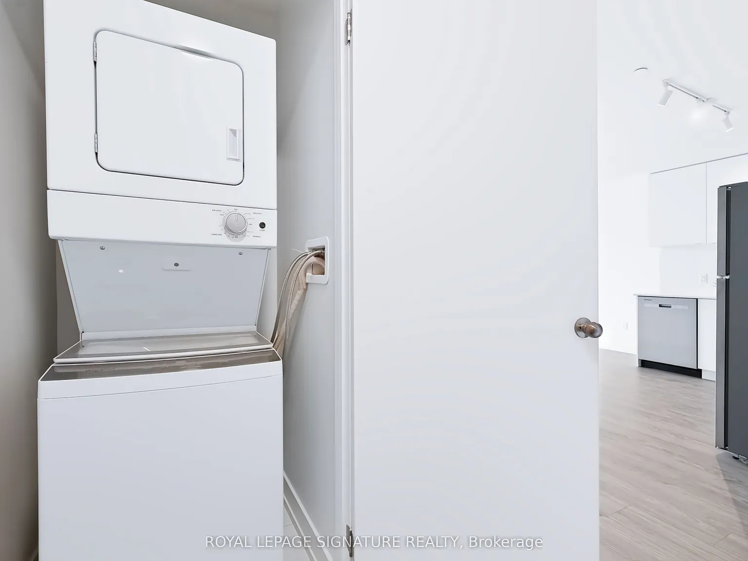 3 bed, $2,450 — Photo 3