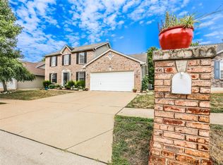 6483 Glenstone Dr, Imperial, MO 63052