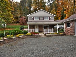 3435 Seisholtzville Rd, Zionsville, PA 18092