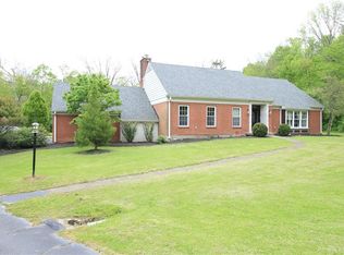 6780 E Beechlands Dr, Cincinnati, OH 45237