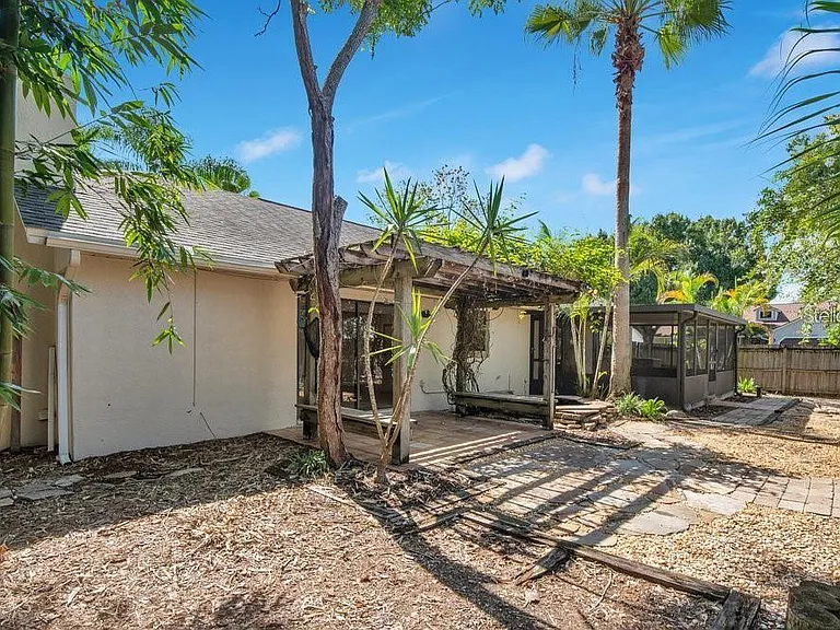 1763 Lady Slipper Cir — Photo 14