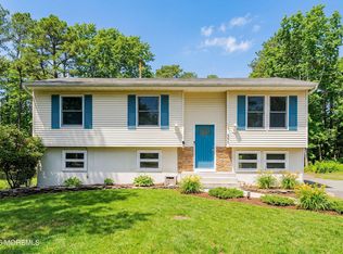551 Monroe Avenue, Whiting, NJ 08759