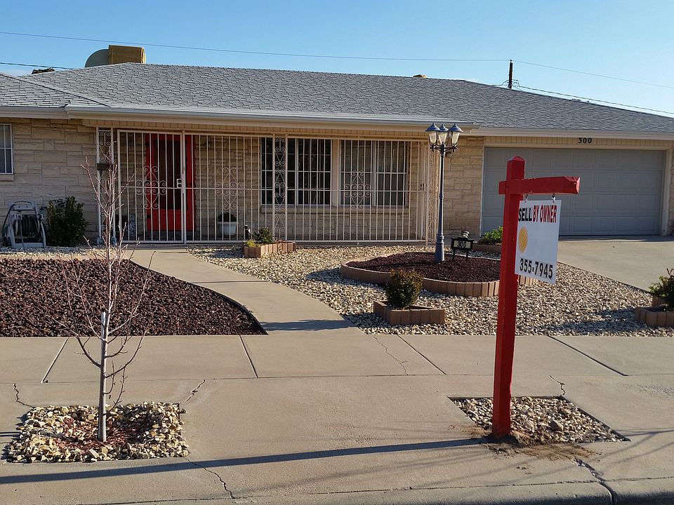 1st image of 300 Clairemont Dr