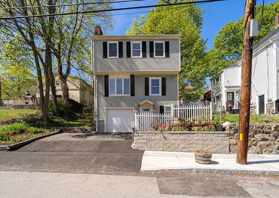 1st image of 20 Elson Rd