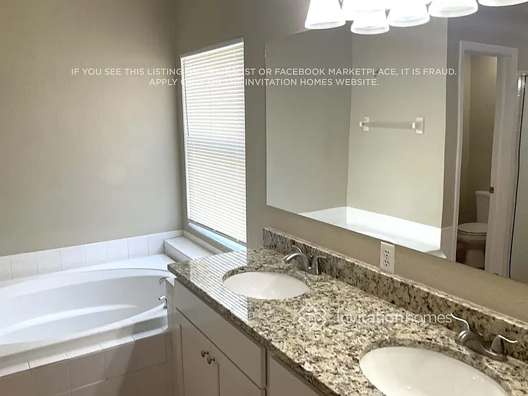 8426 Fenwick Ave — Photo 13