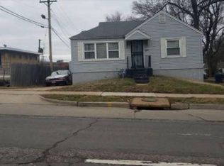 8227 Airport Rd, Saint Louis, MO 63134