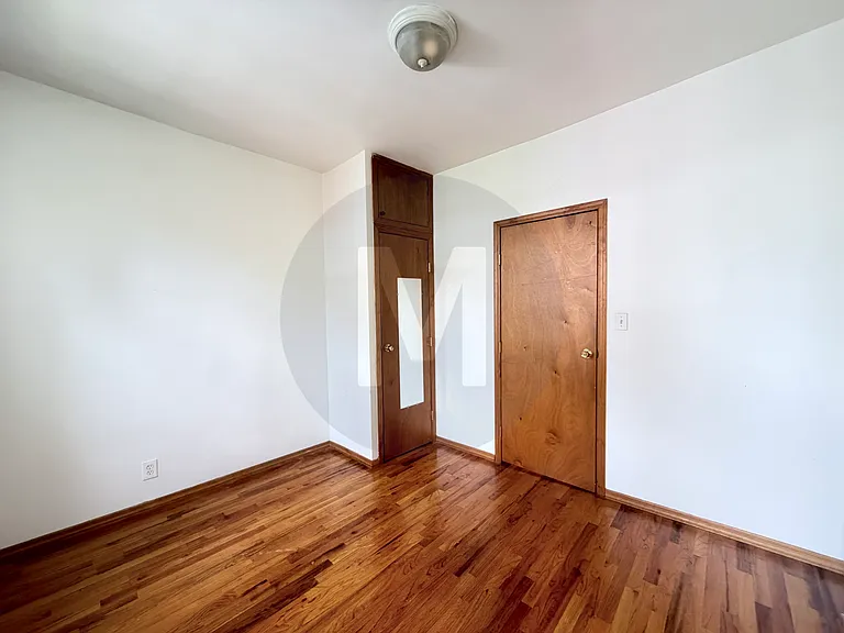 341 E 76th St #5 — Photo 3