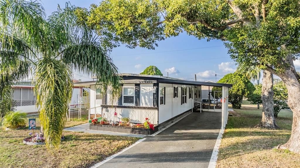 37321 8th Ave, Zephyrhills, FL - View 3