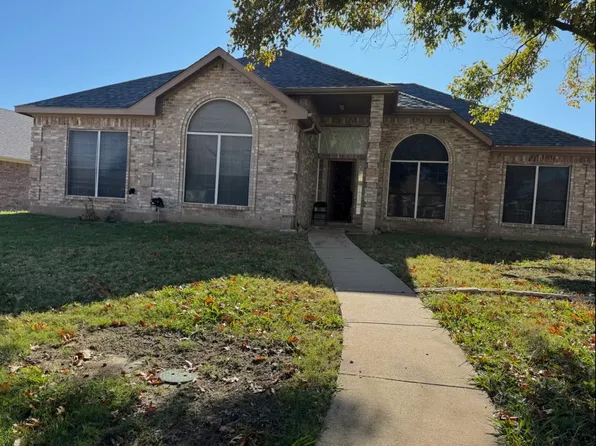 1626 Waterford Dr, Lewisville, TX 75077