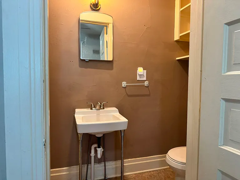 222 S Kalamazoo Ave #3 — Photo 7
