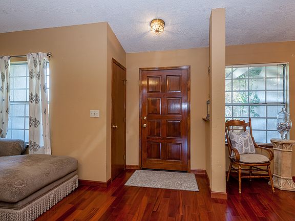 2nd image of 727 Tony Dr