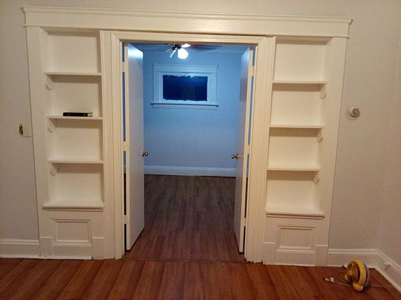 4th image of 6315 Fullerton Ave #A