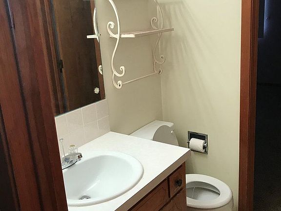 5th image of 3106 W 13th St