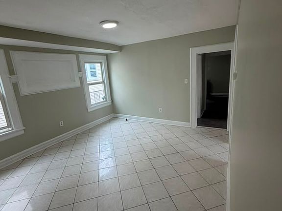 2nd image of 150 Norwood St Floor 2