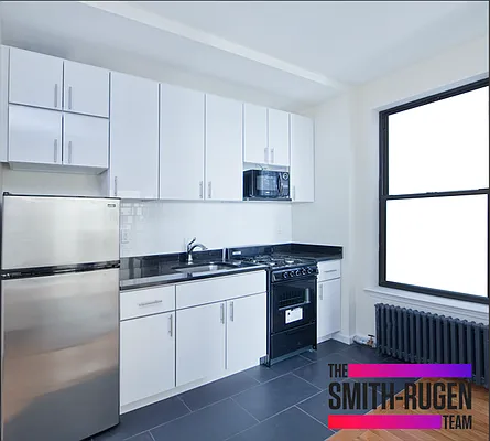 Rented by R New York | media 10