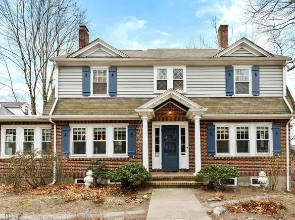 67 Lewis St, Newton, MA 02458