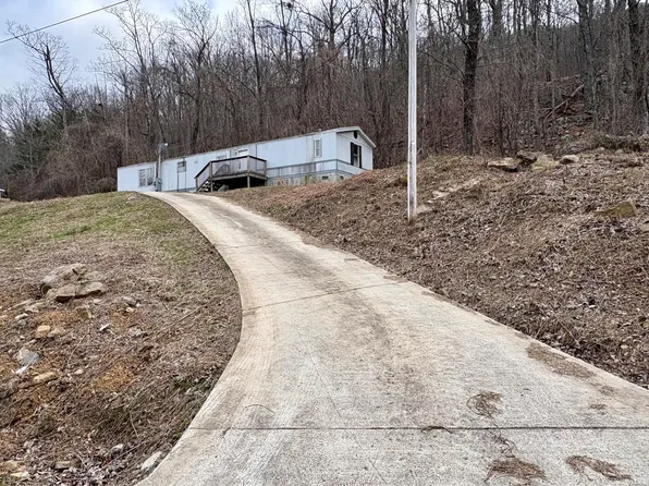 1127 Sussex Rd, Dayton, TN 37321