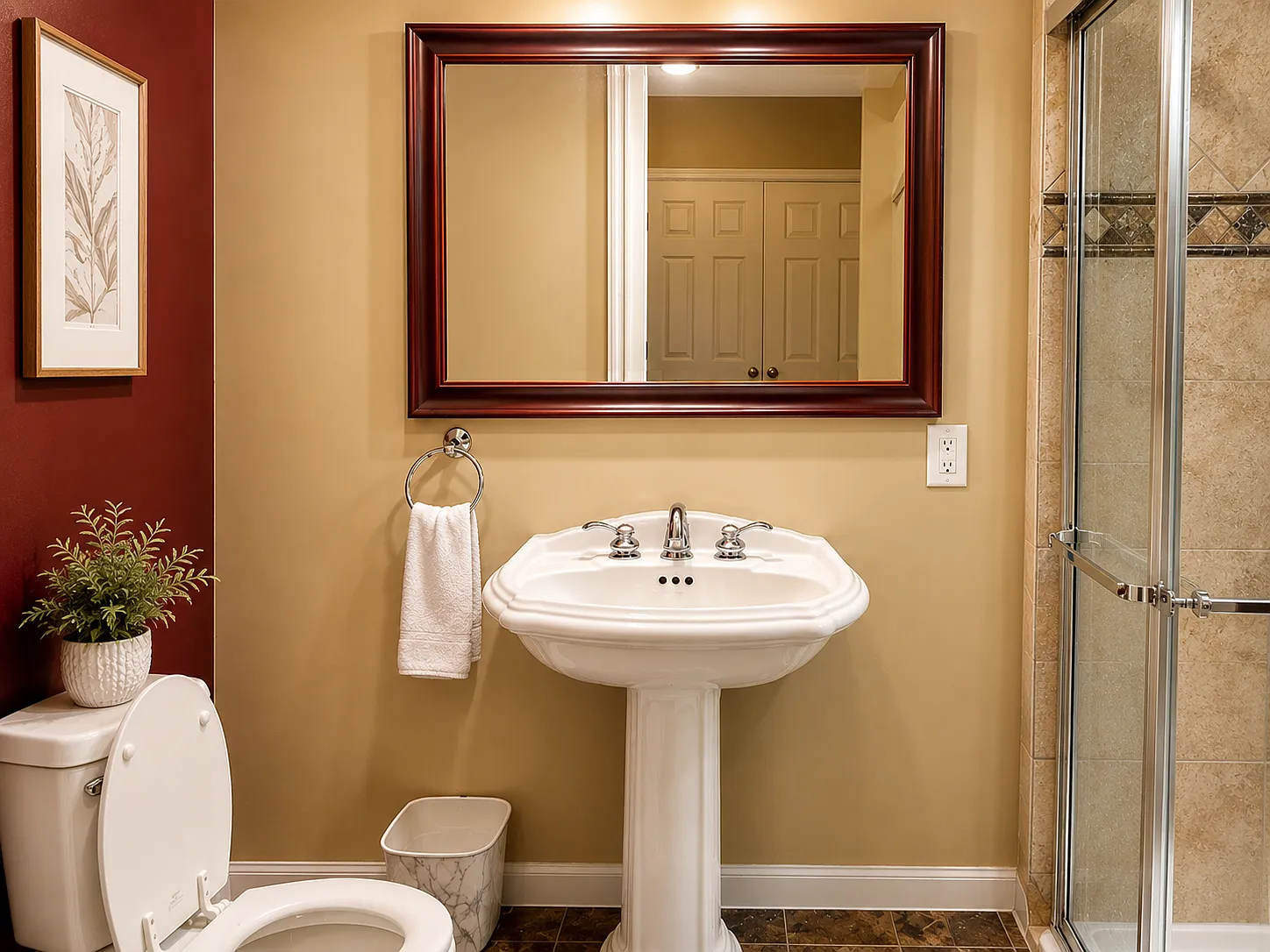 4 bed, 1900 sqft, $750 — Photo 2