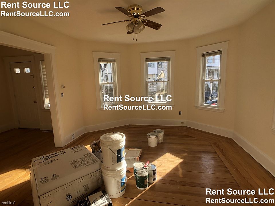 119 George St. #1 Medford Unit Photo 4