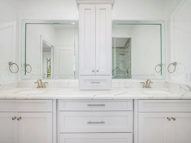 7711 Antoine Dr — Photo 26
