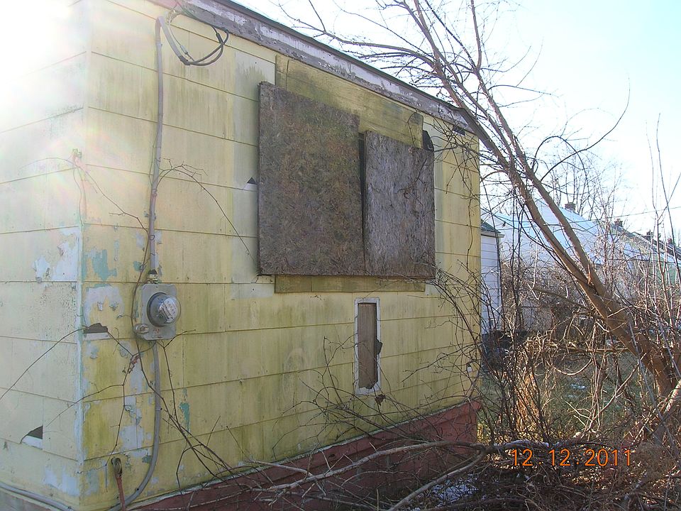 2nd image of 26892 Ross St