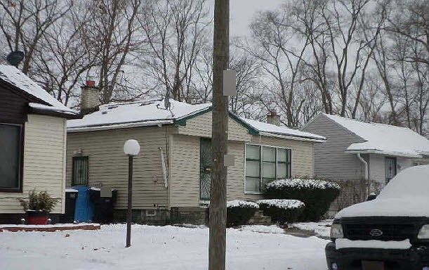 2nd image of 7825 Mettetal St