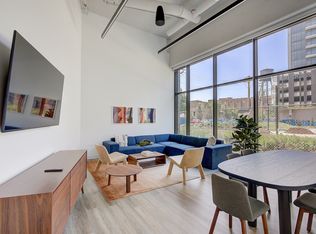 Post Chicago Apartments, Chicago, IL 60642