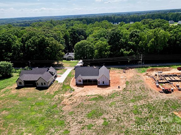 5th image of 355 New Salem Rd #3