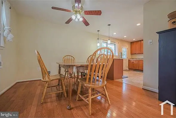 2893 Chalet Ct — Photo 9