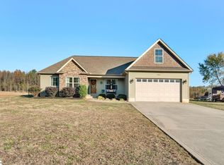 121 Clearview Hts, Boiling Springs, SC 29316