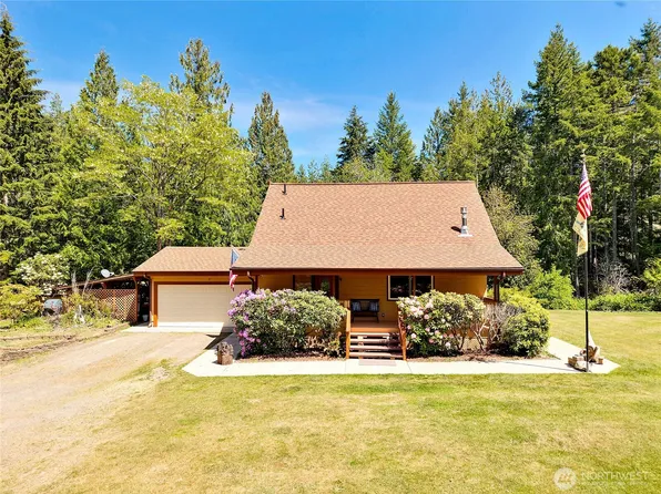 8801 NW Freddies Lane, Bremerton, WA 98312