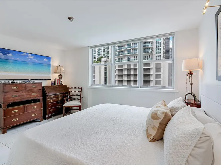 825 Brickell Bay Dr #850 — Photo 12