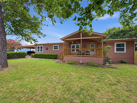 2nd image of 118 Cedar Dr S