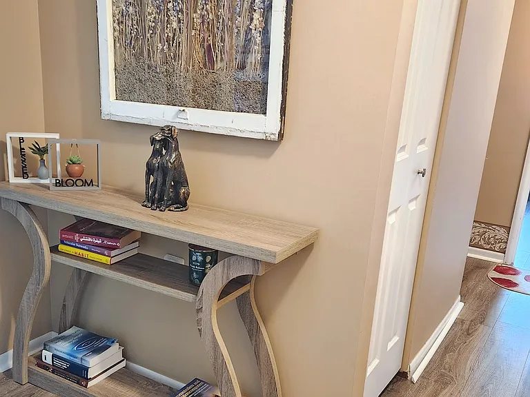 882 Randall Dr — Photo 3