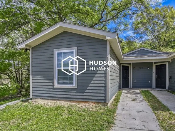 706 S Green St #100, Longview, TX 75602