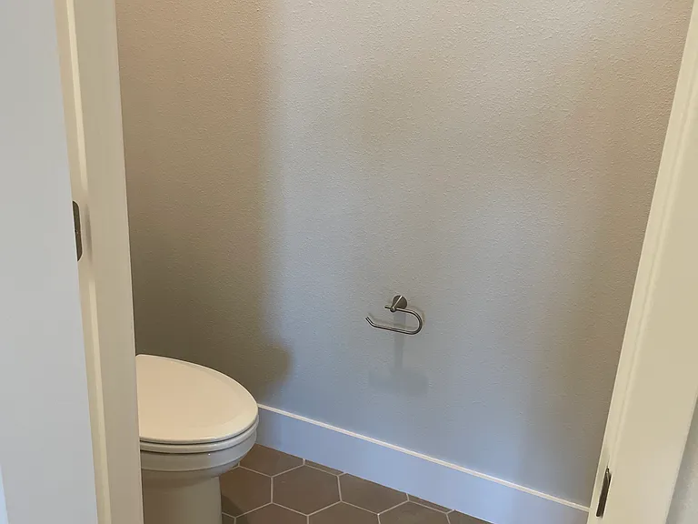 1704 Gem Ln — Photo 32