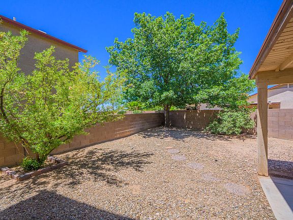 4th image of 8008 S Wild Primrose Ave