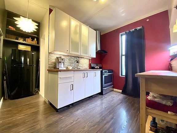 5th image of 8009 18th Ave #3