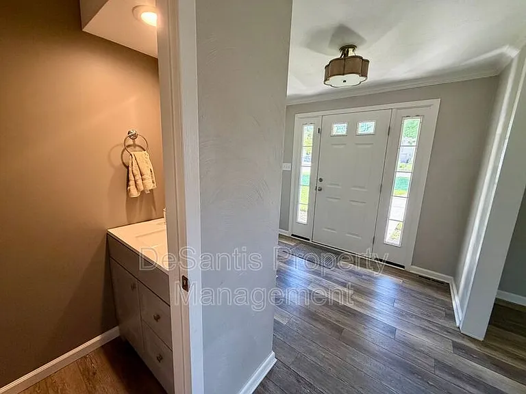 5043 Julia Ln — Photo 40