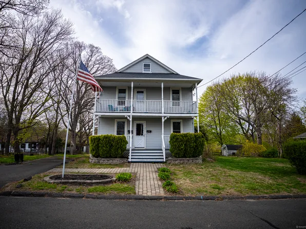 30 Merrimac Street, Watertown, CT 06779