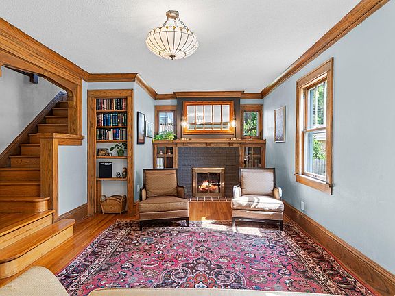 5th image of 1787 Wellesley Ave