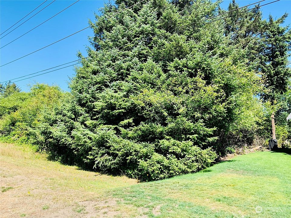 2nd image of 390 Point Brown Avenue NW