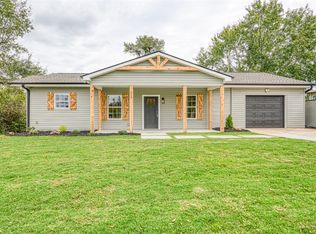 513 S Cherry St, Seneca, SC 29678